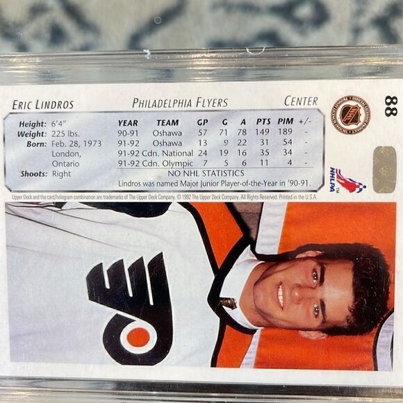 1992-93 Upper Deck Eric Lindros #88, Philadelphia Flyers Rookie Card - Picture 3 of 3